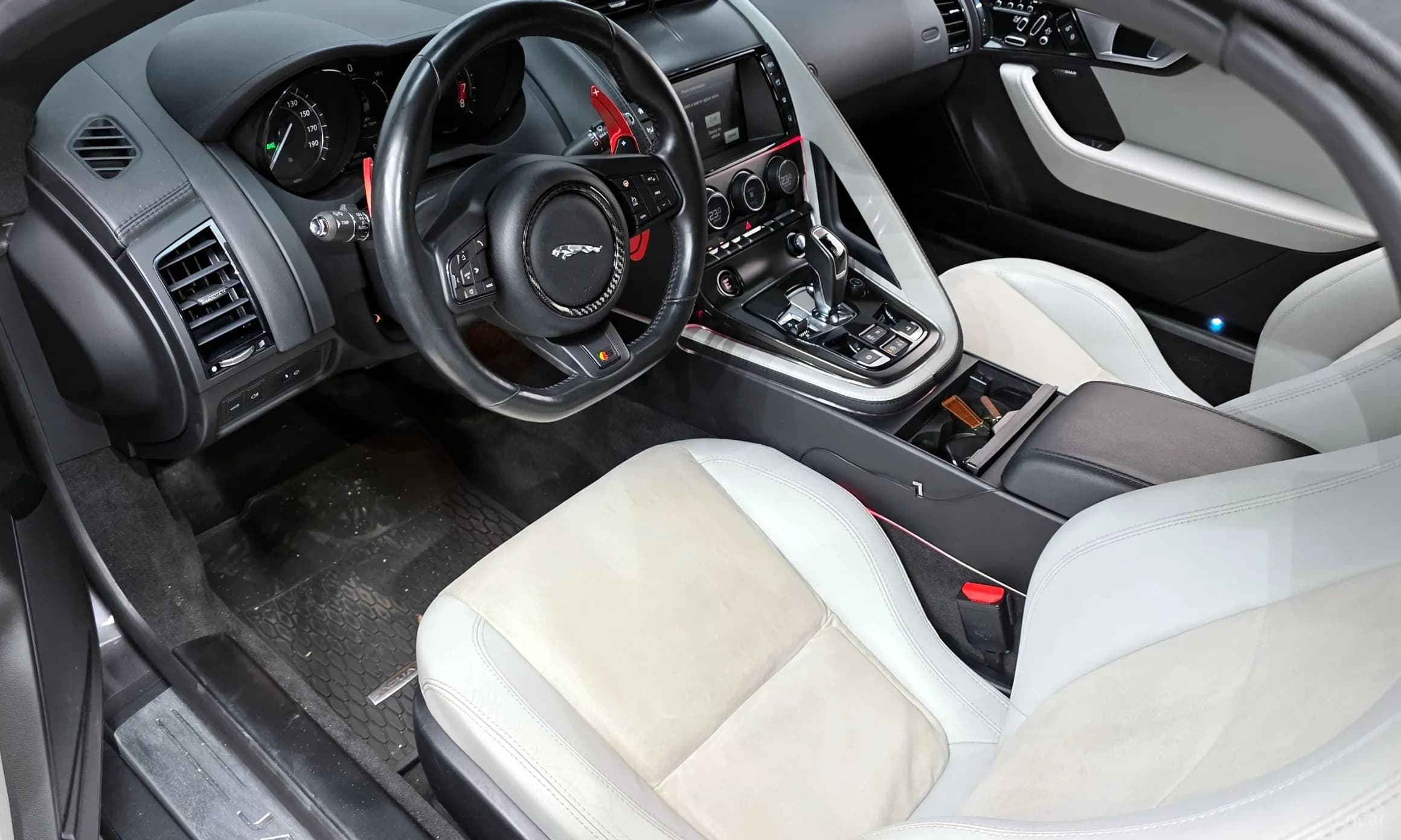 F-TYPE