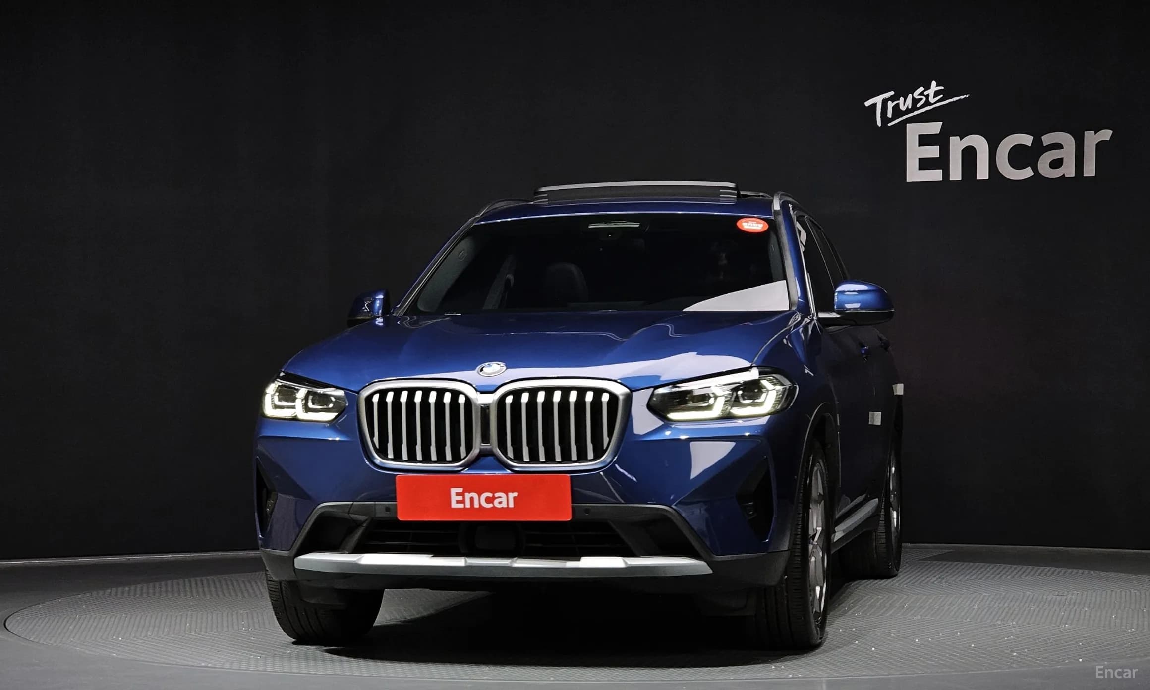 X3 (G01)