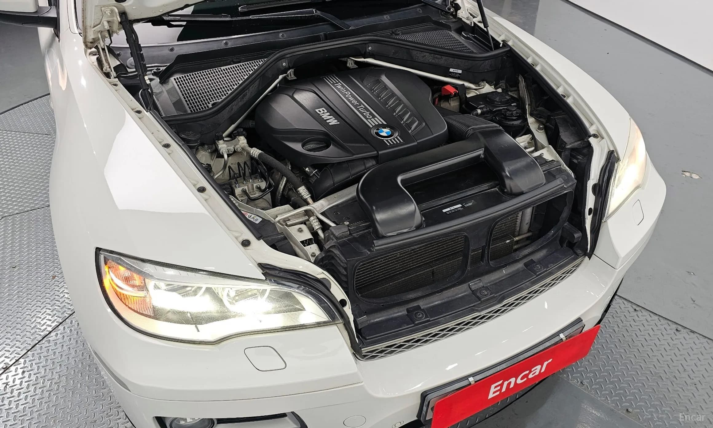 X6 (E71)