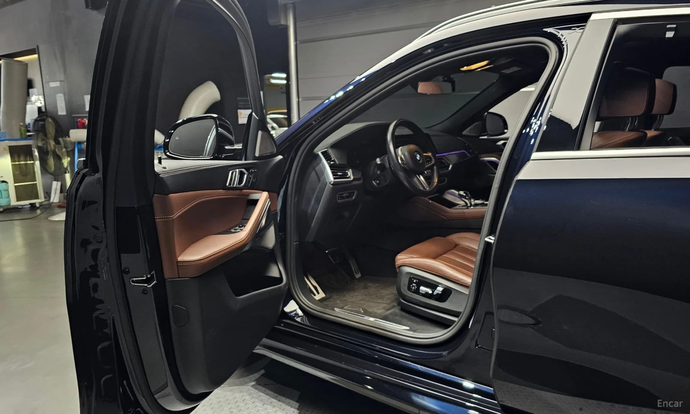 X6 (G06)