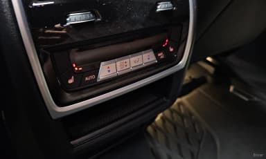 X6 (G06)