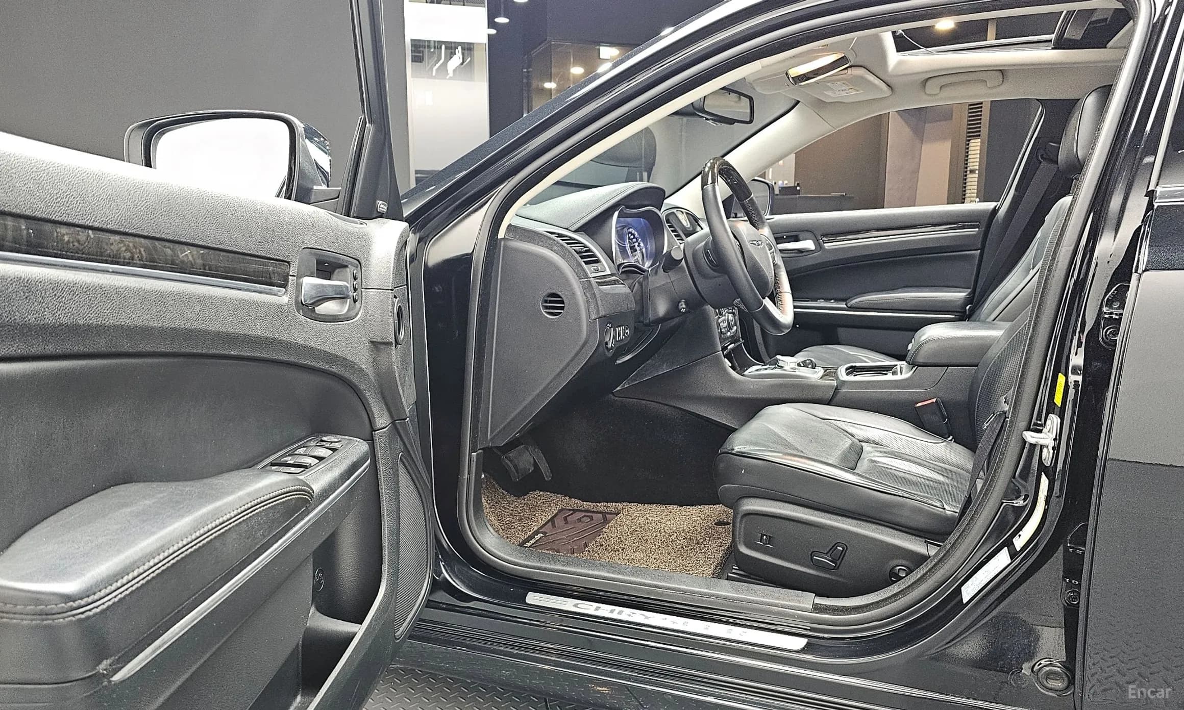The New 300C