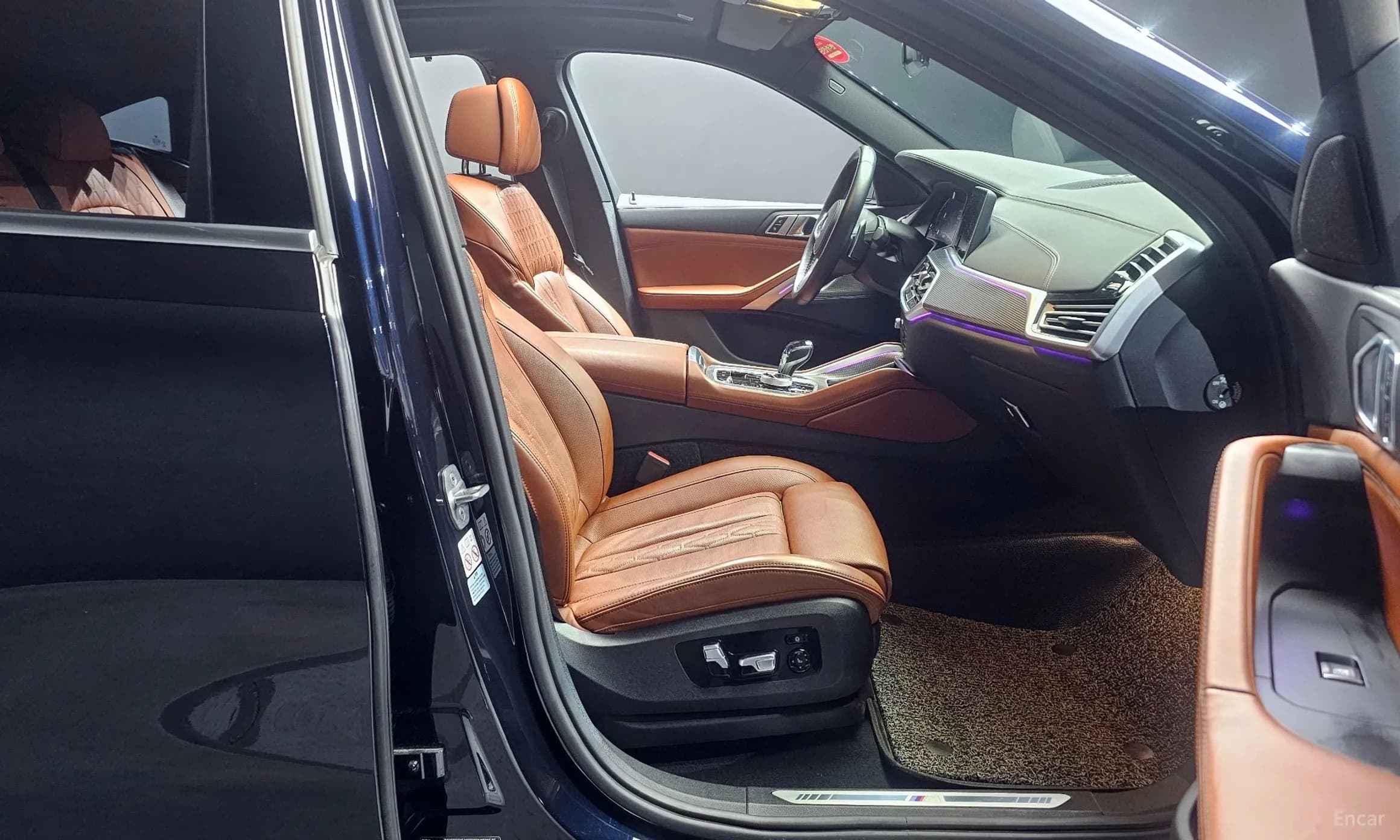 X6 (G06)
