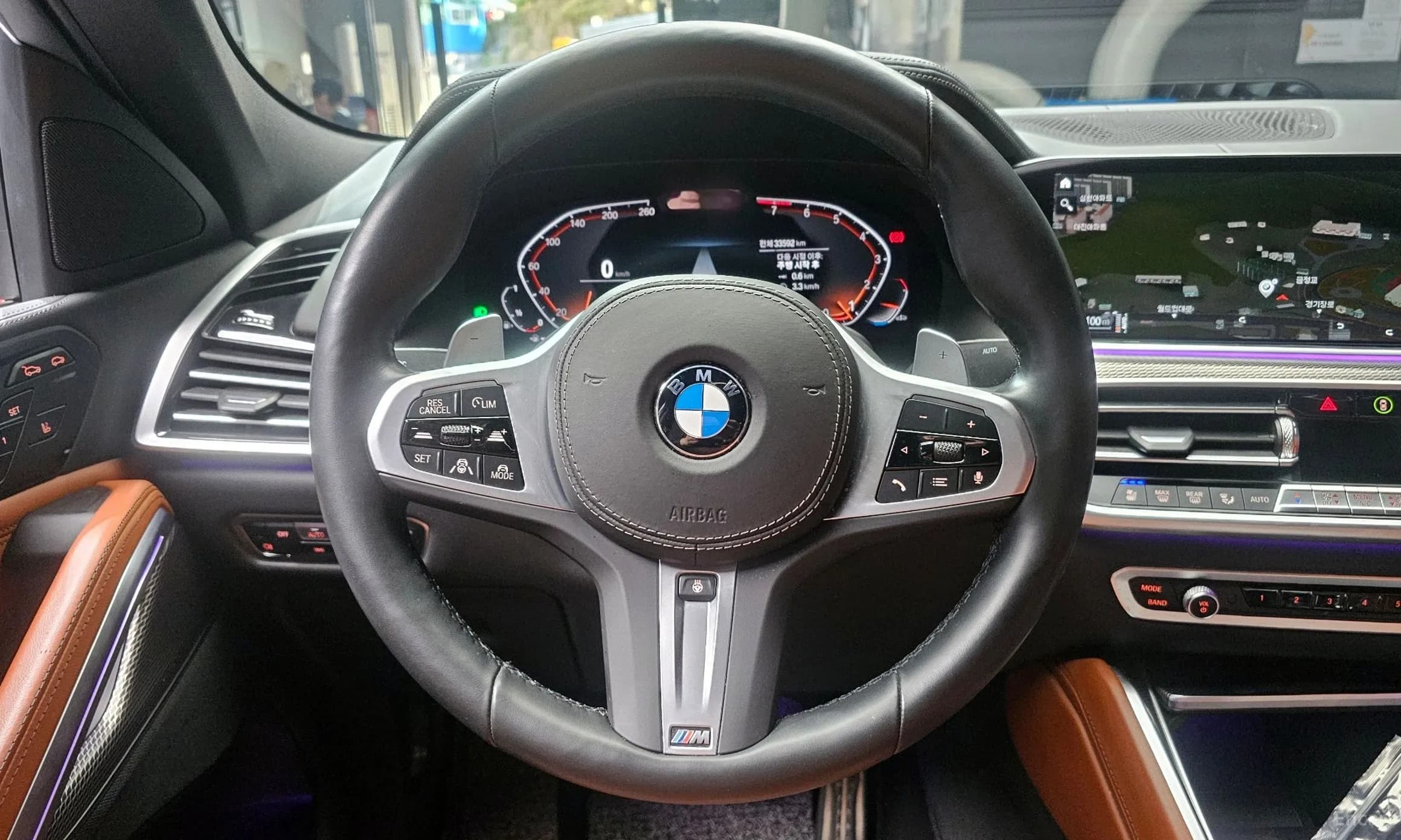X6 (G06)