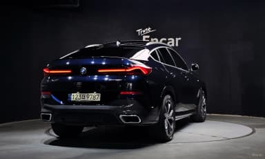 X6 (G06)
