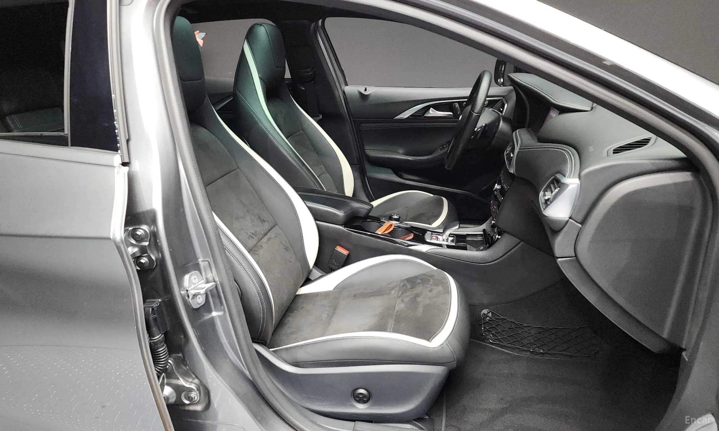 Q30