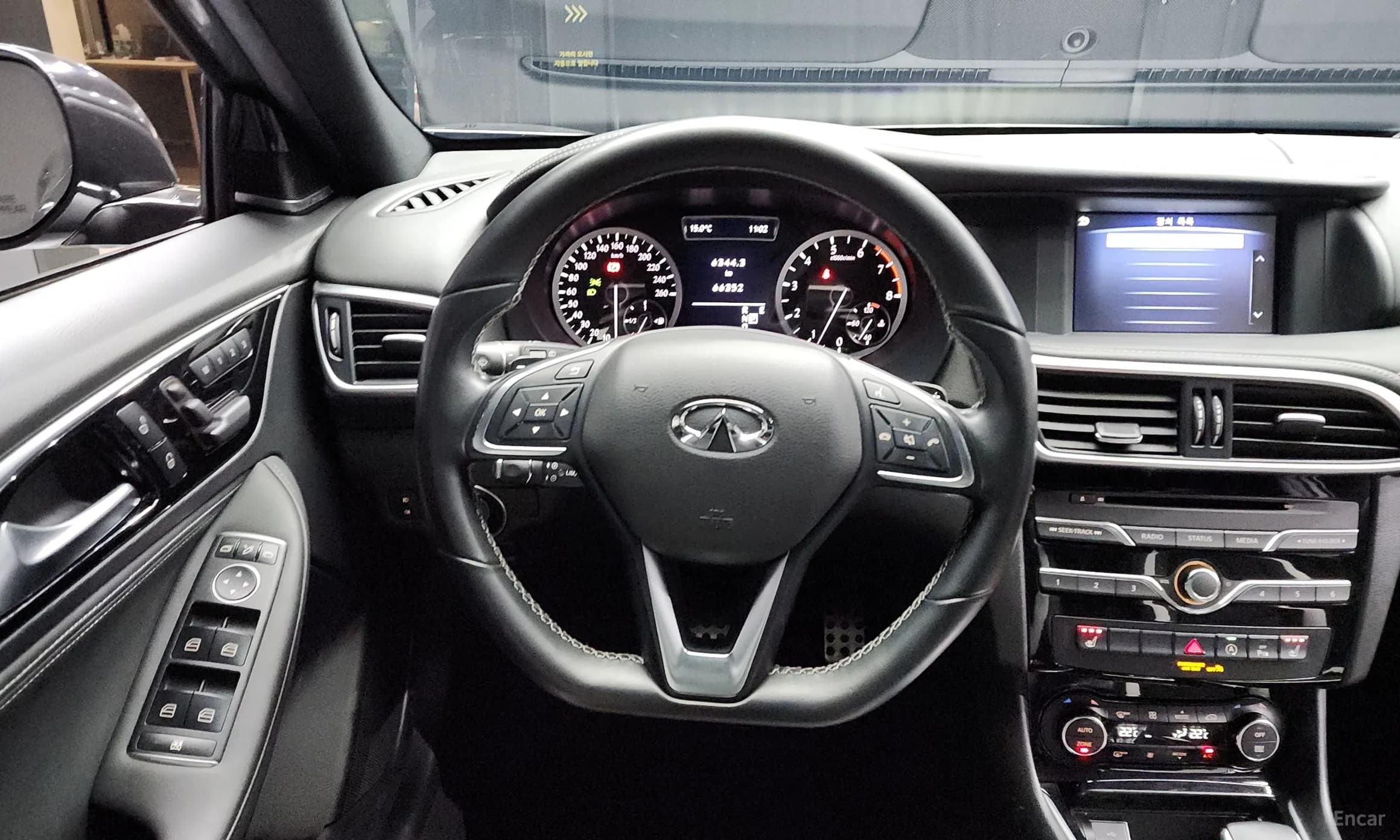 Q30