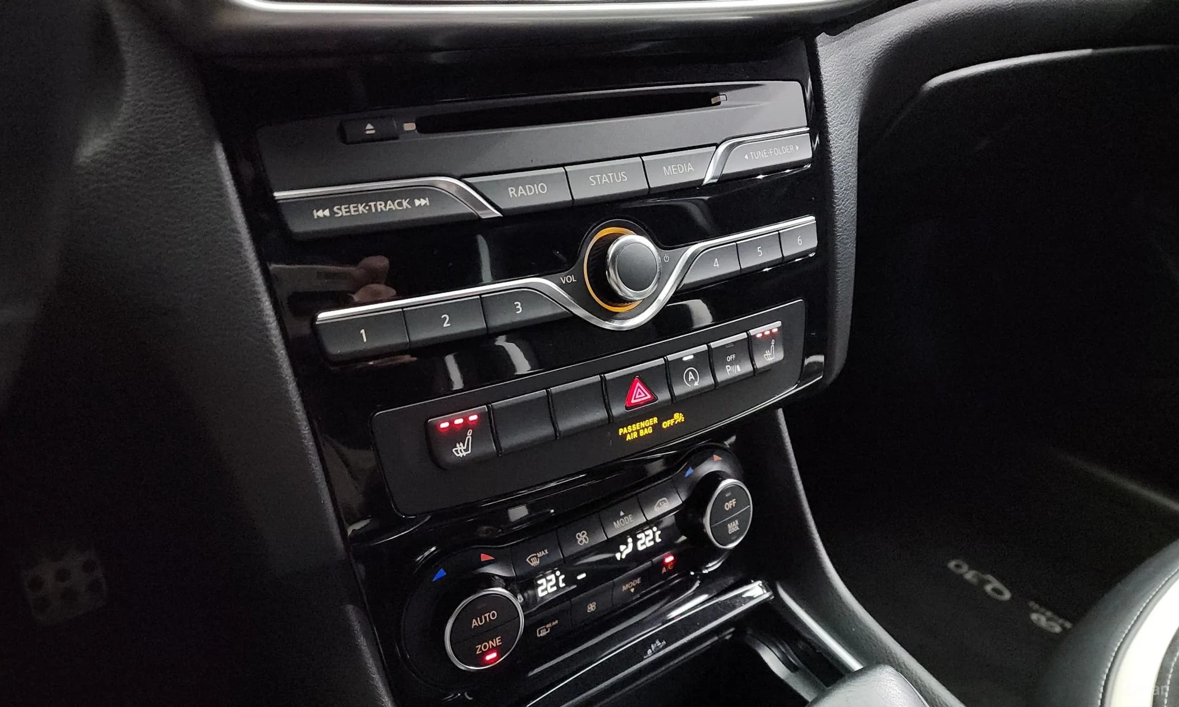 Q30