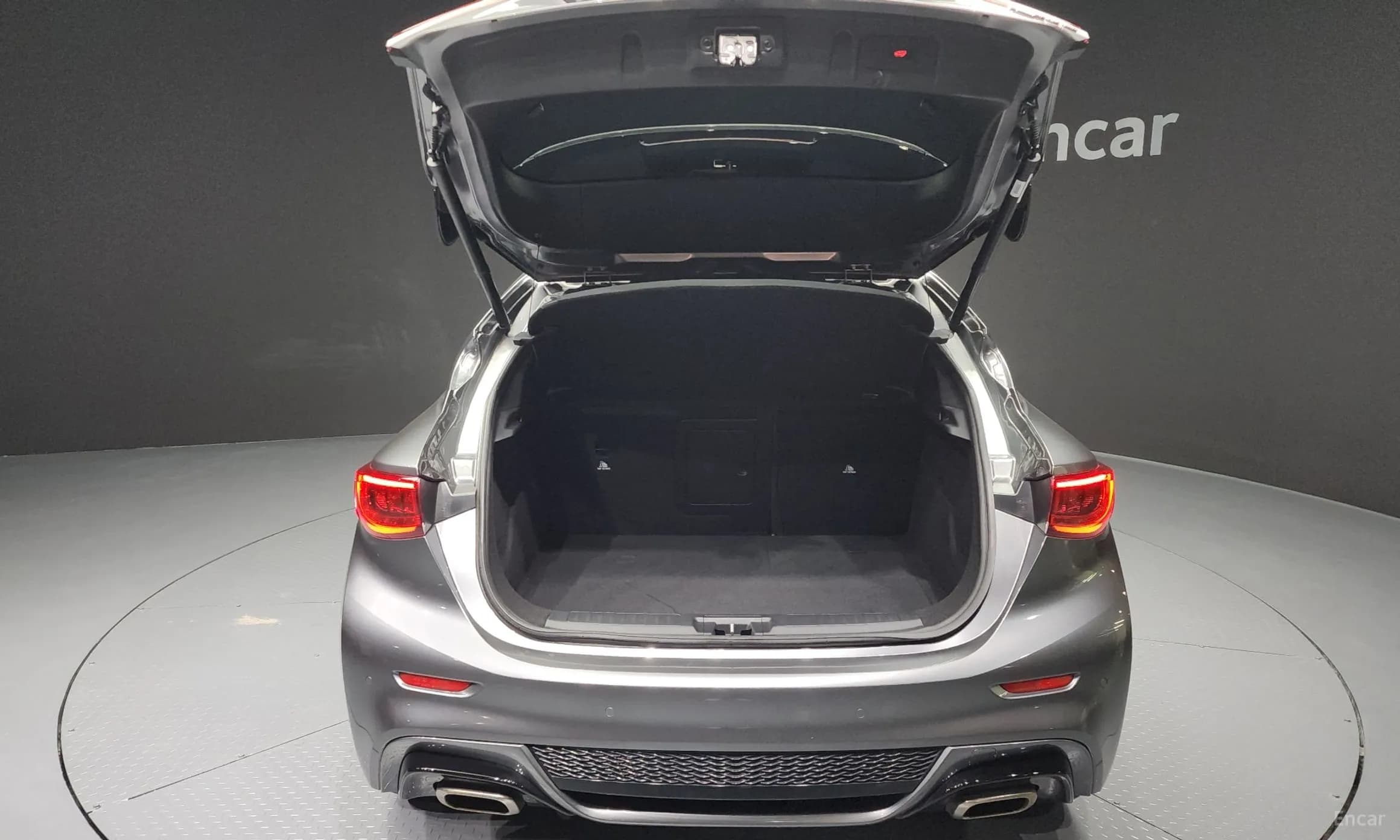Q30