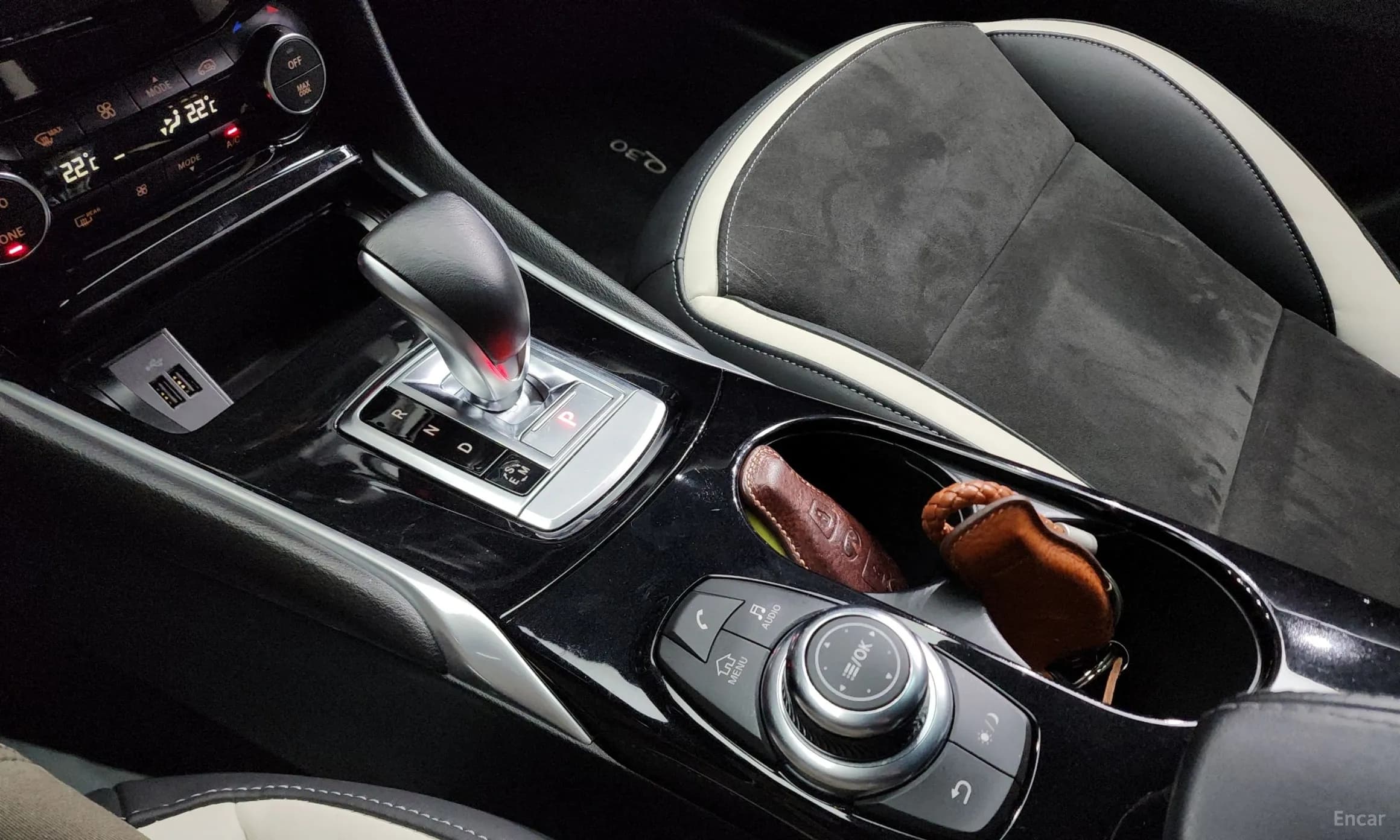 Q30
