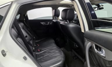 QX70