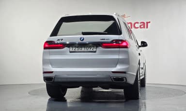 X7 (G07)