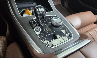 X7 (G07)