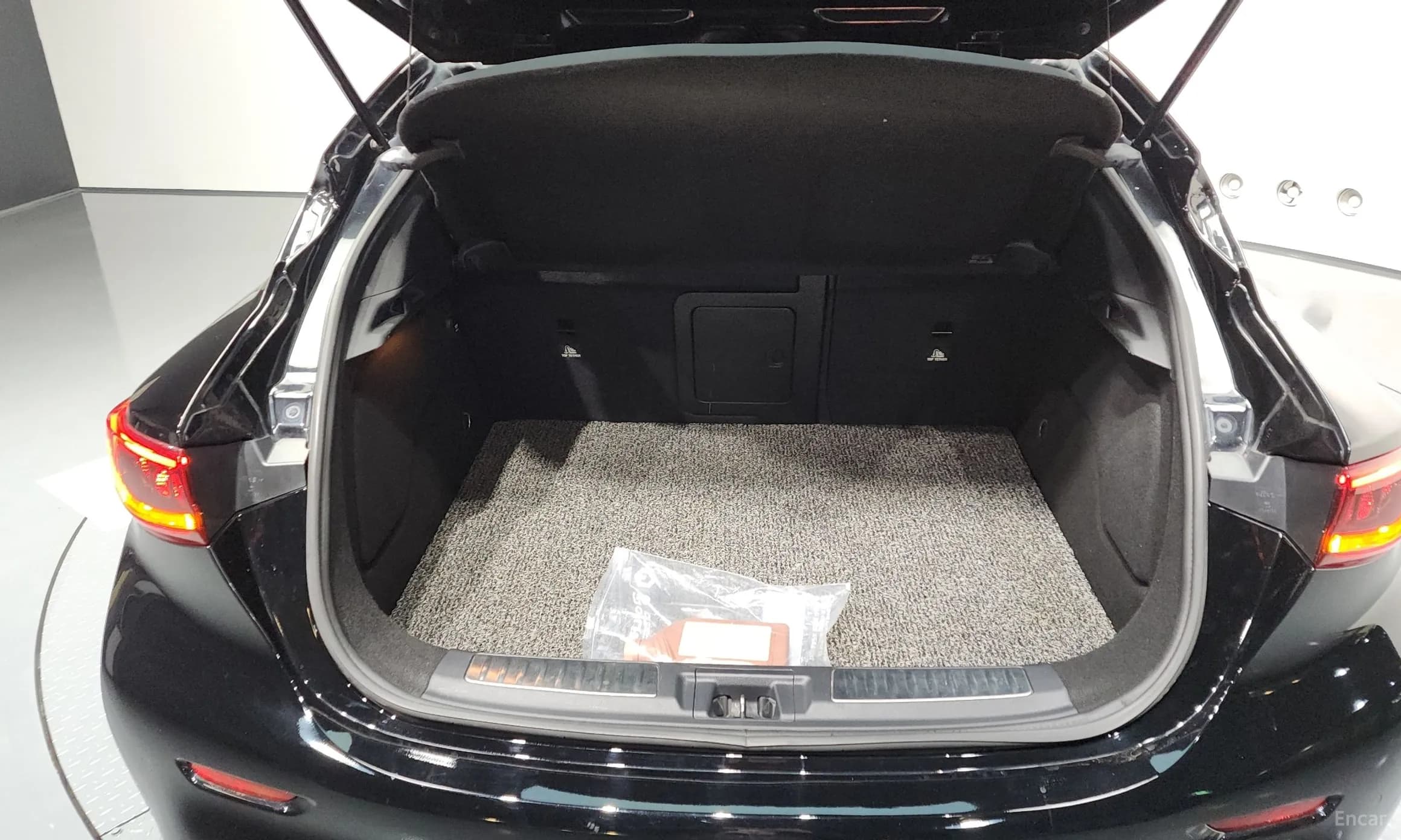 Q30