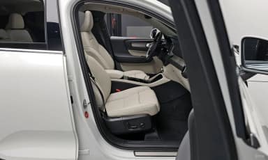 XC40