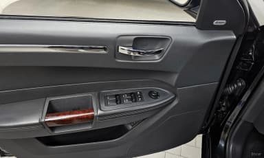 300C