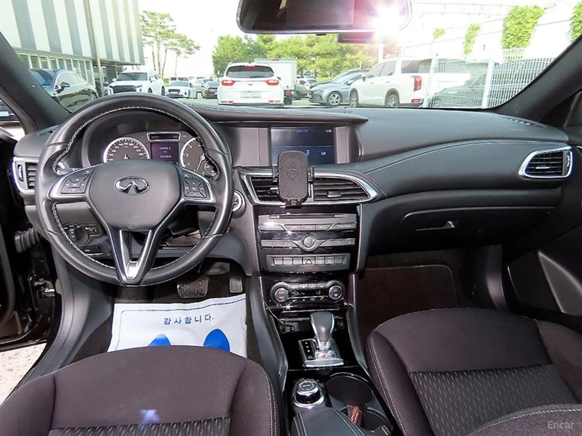 Q30