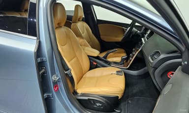 V40
