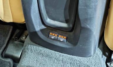 V40