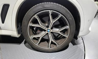 X5 (G05)
