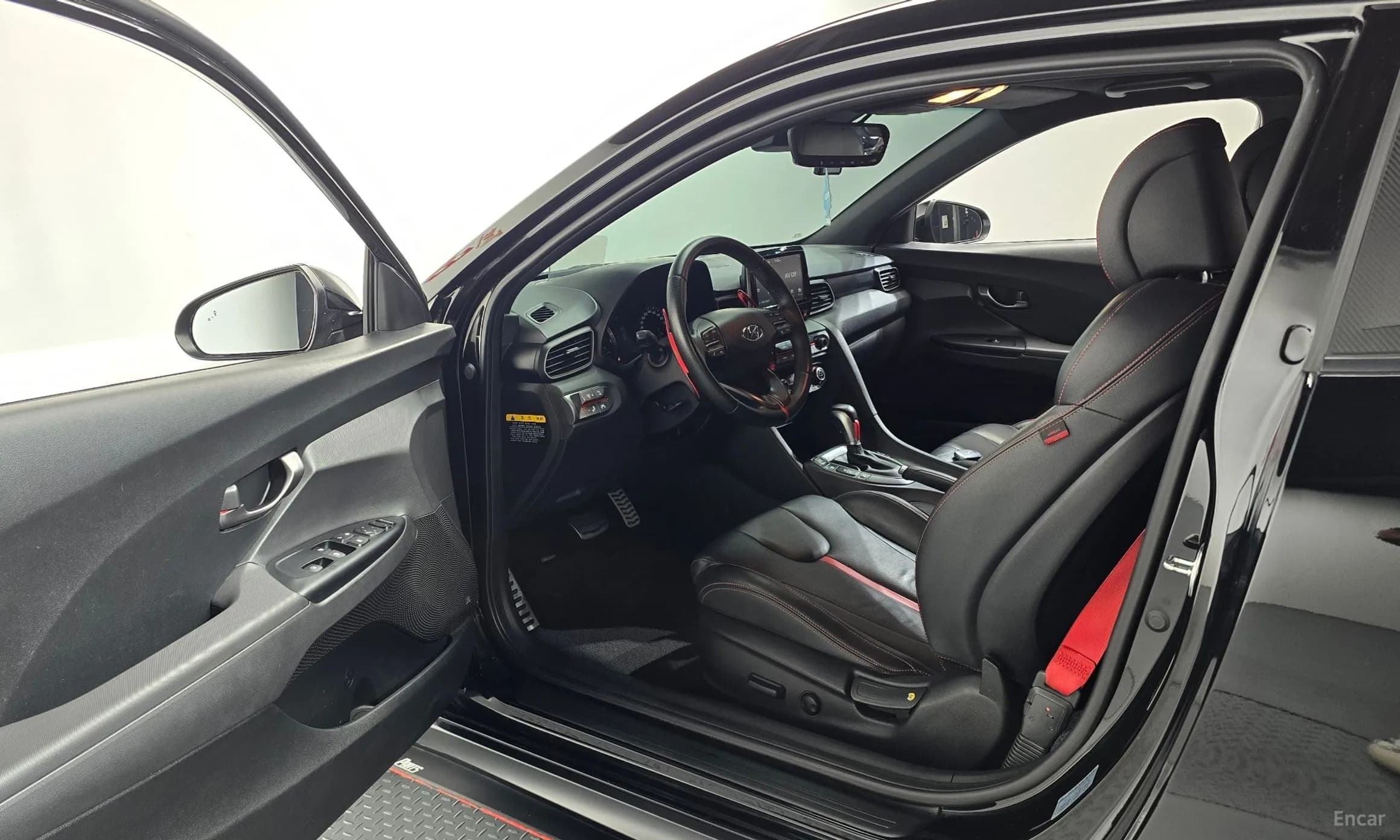 Veloster (JS)