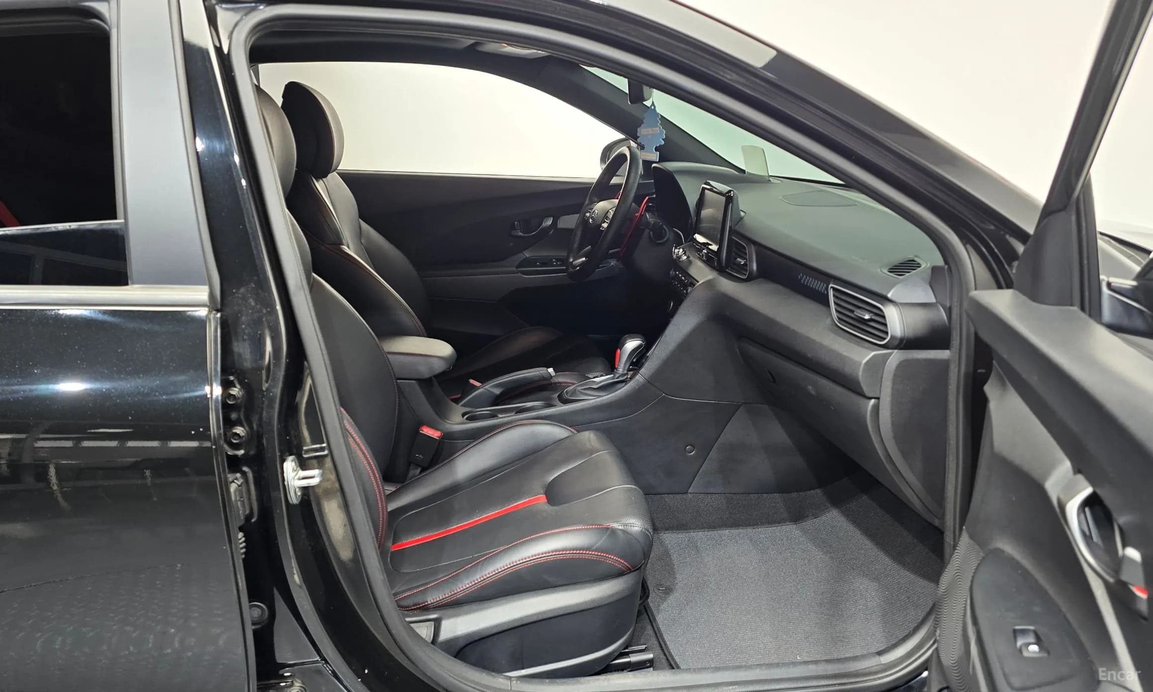 Veloster (JS)