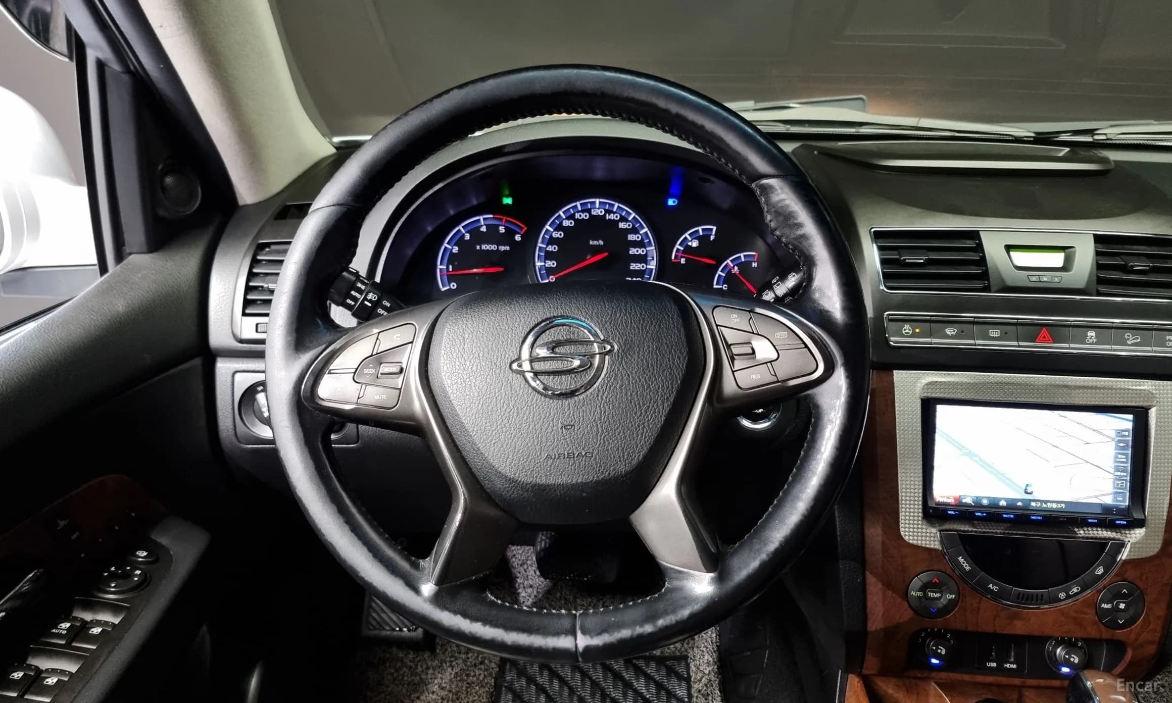Rexton W