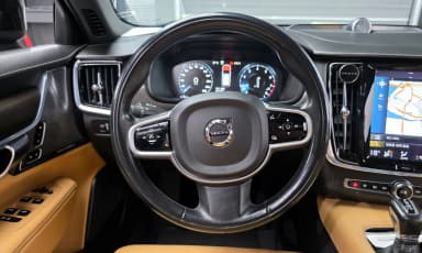 V90 Cross Country