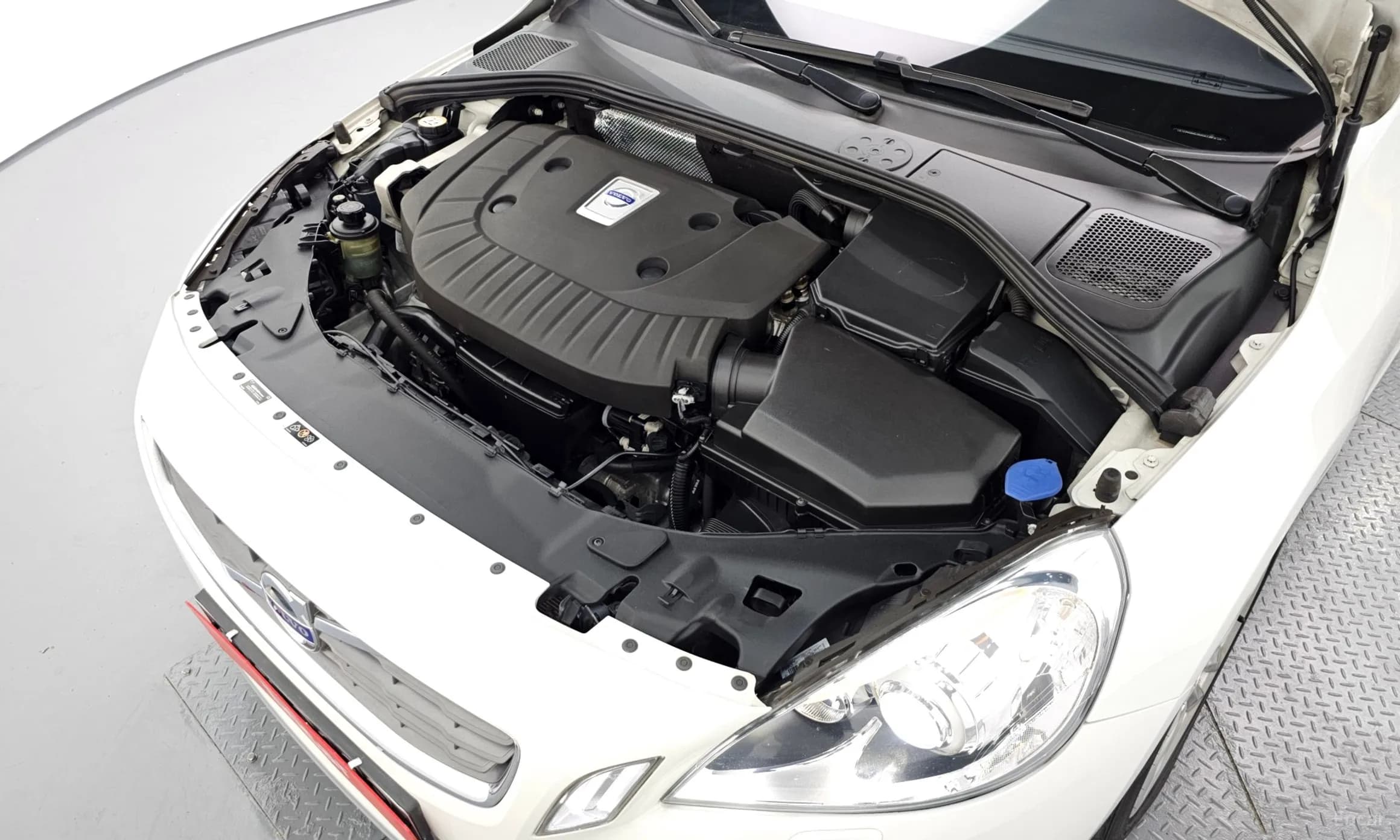 S60