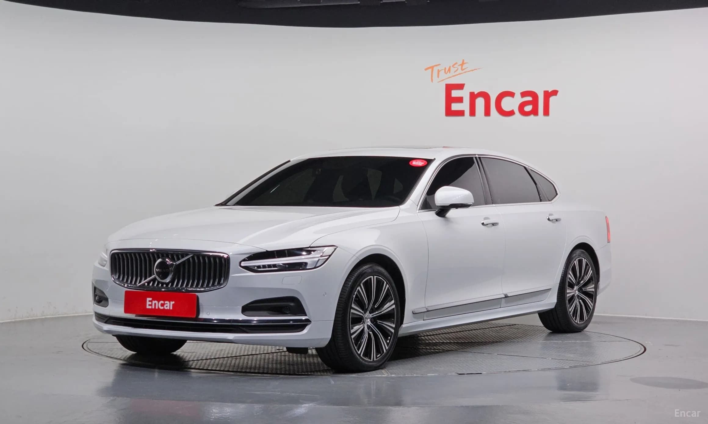 S90