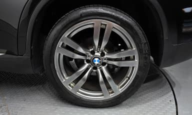 X6 (E71)