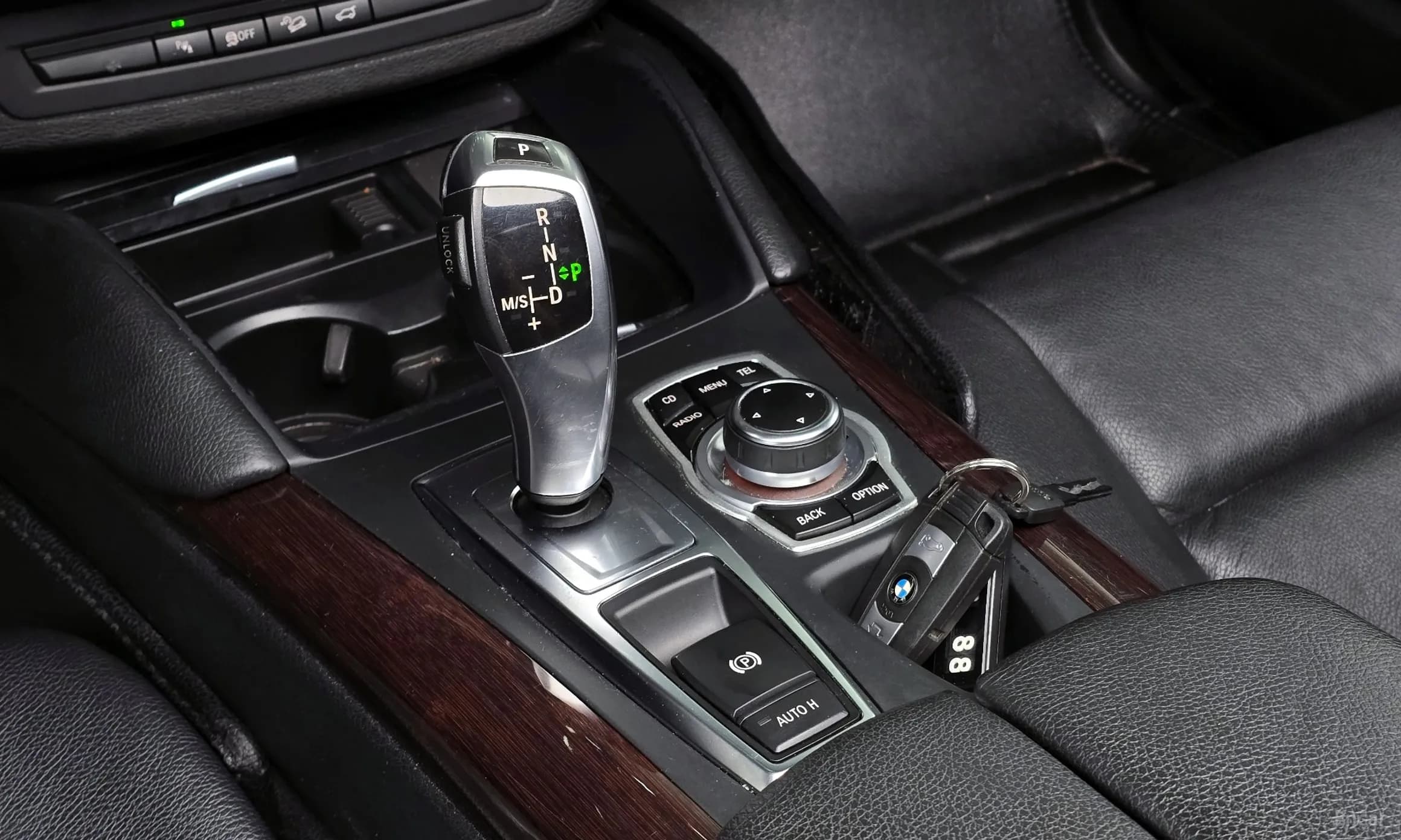 X6 (E71)