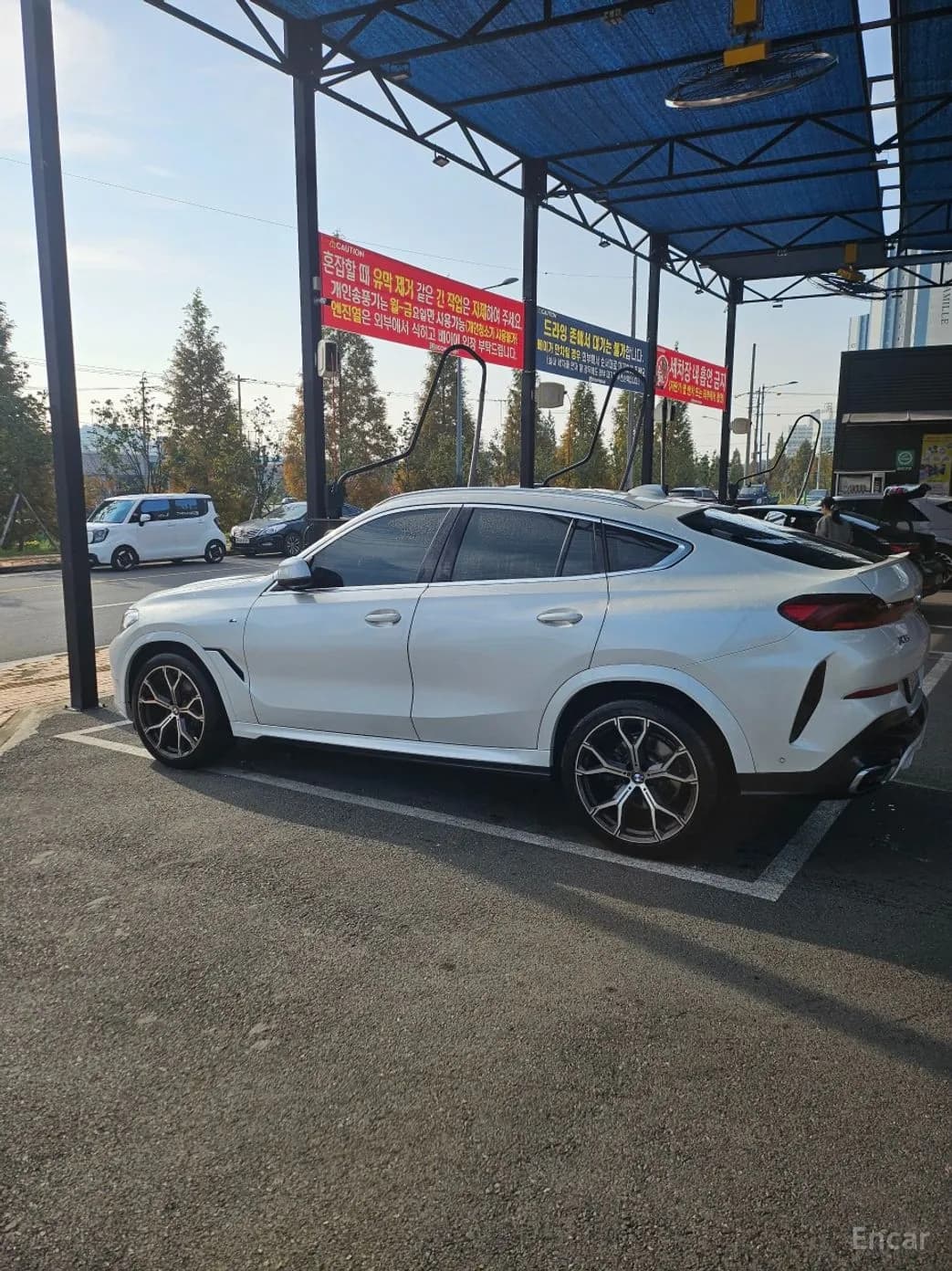 X6 (G06)
