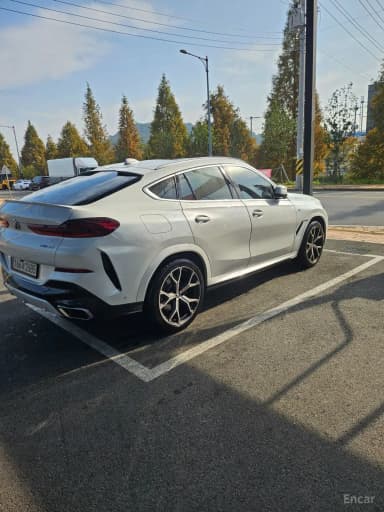 X6 (G06)