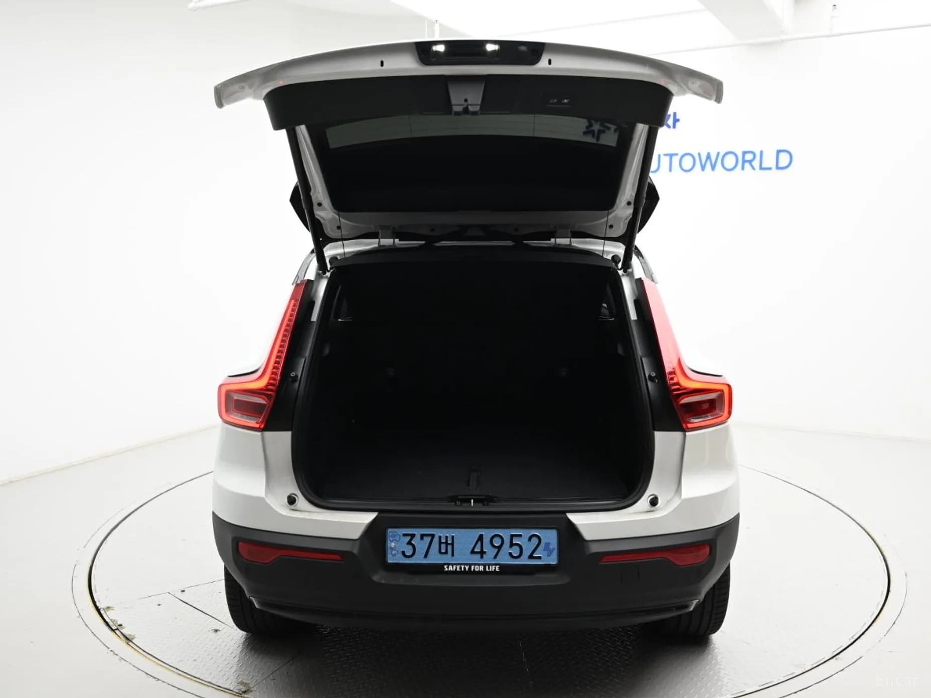 XC40 Recharge
