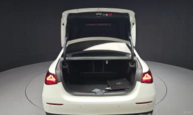 E-Class W214