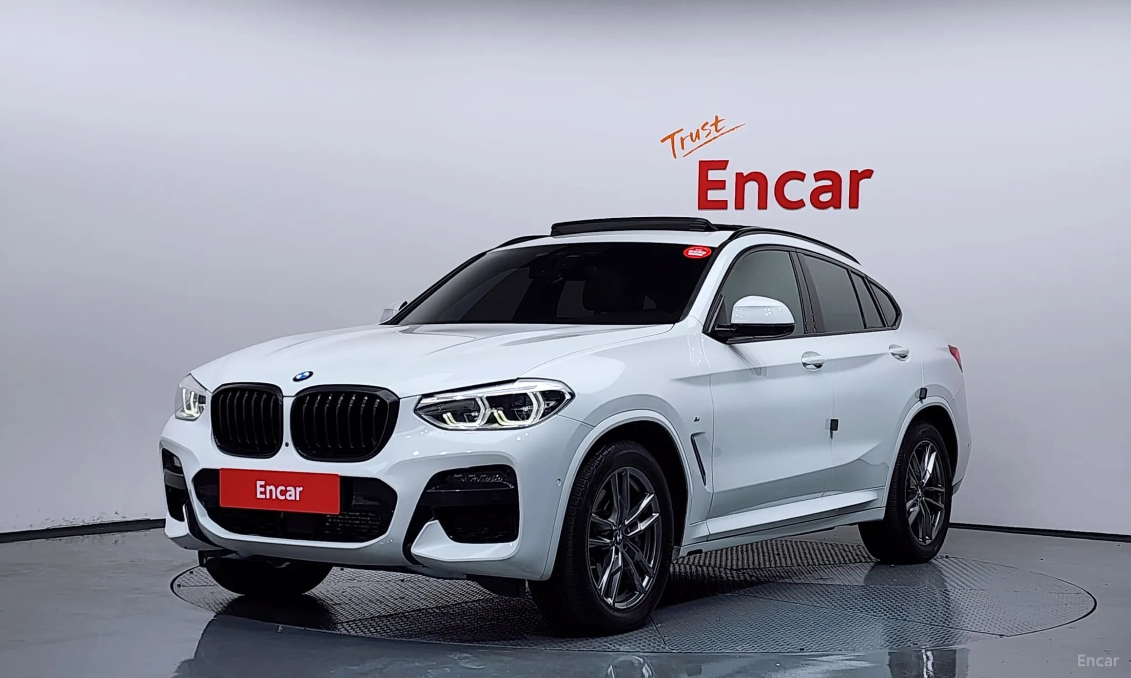 X4 (G02)