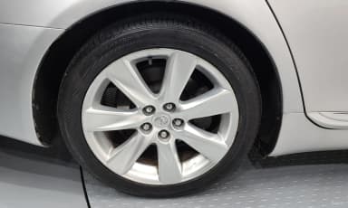 LS600hL
