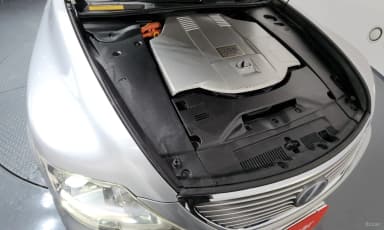 LS600hL