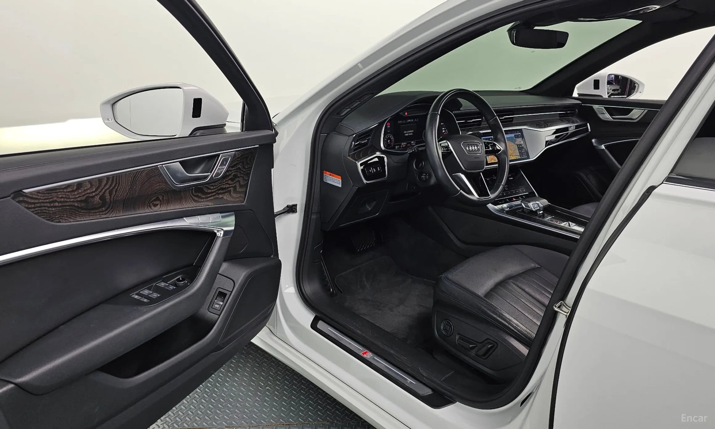 A6 (C8)