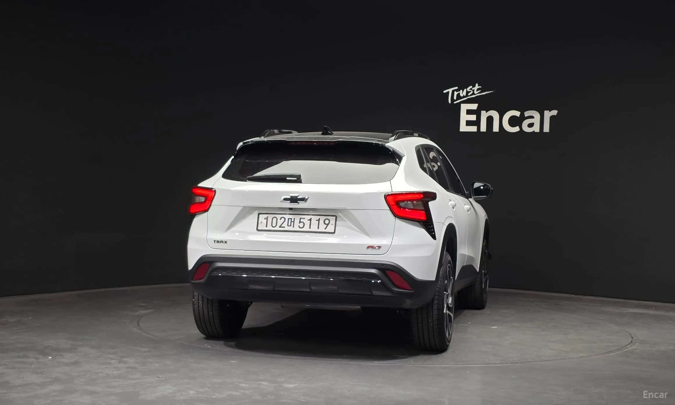 Trax Crossover