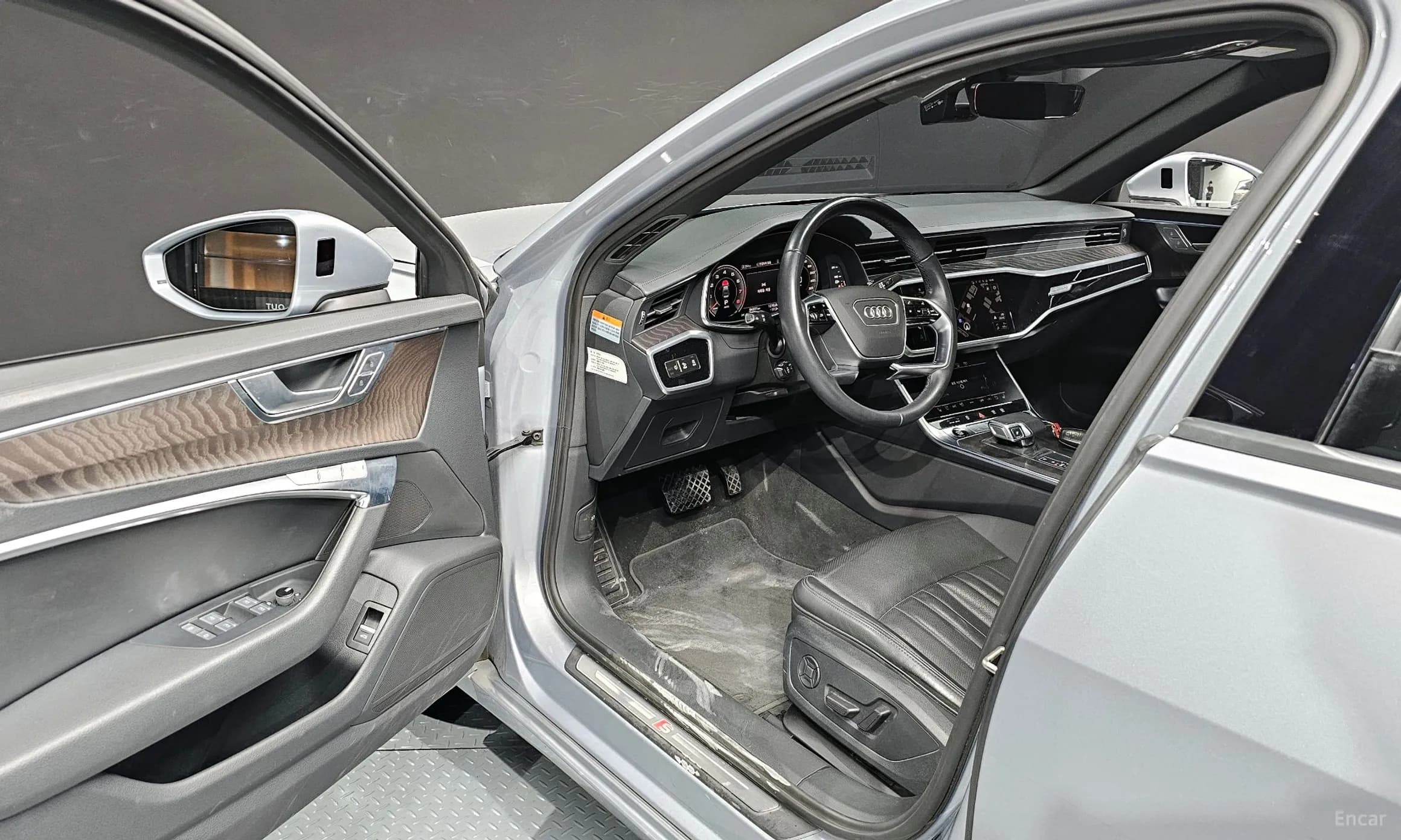 A6 (C8)