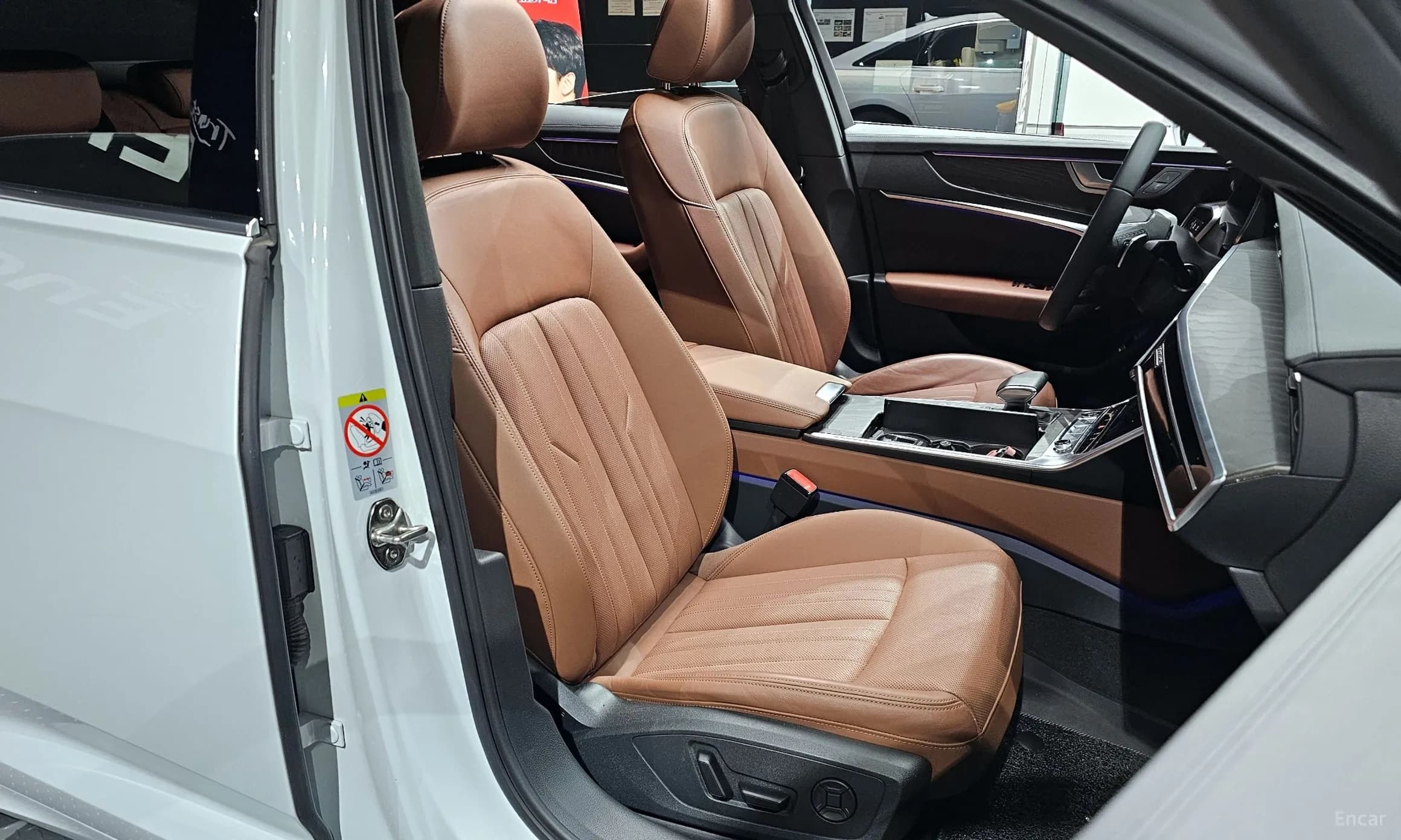 A6 (C8)