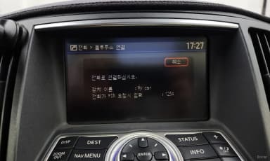 G37