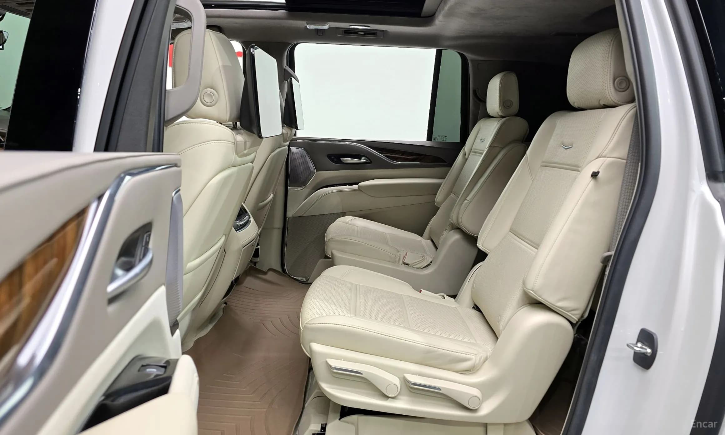 Escalade 5th Generation