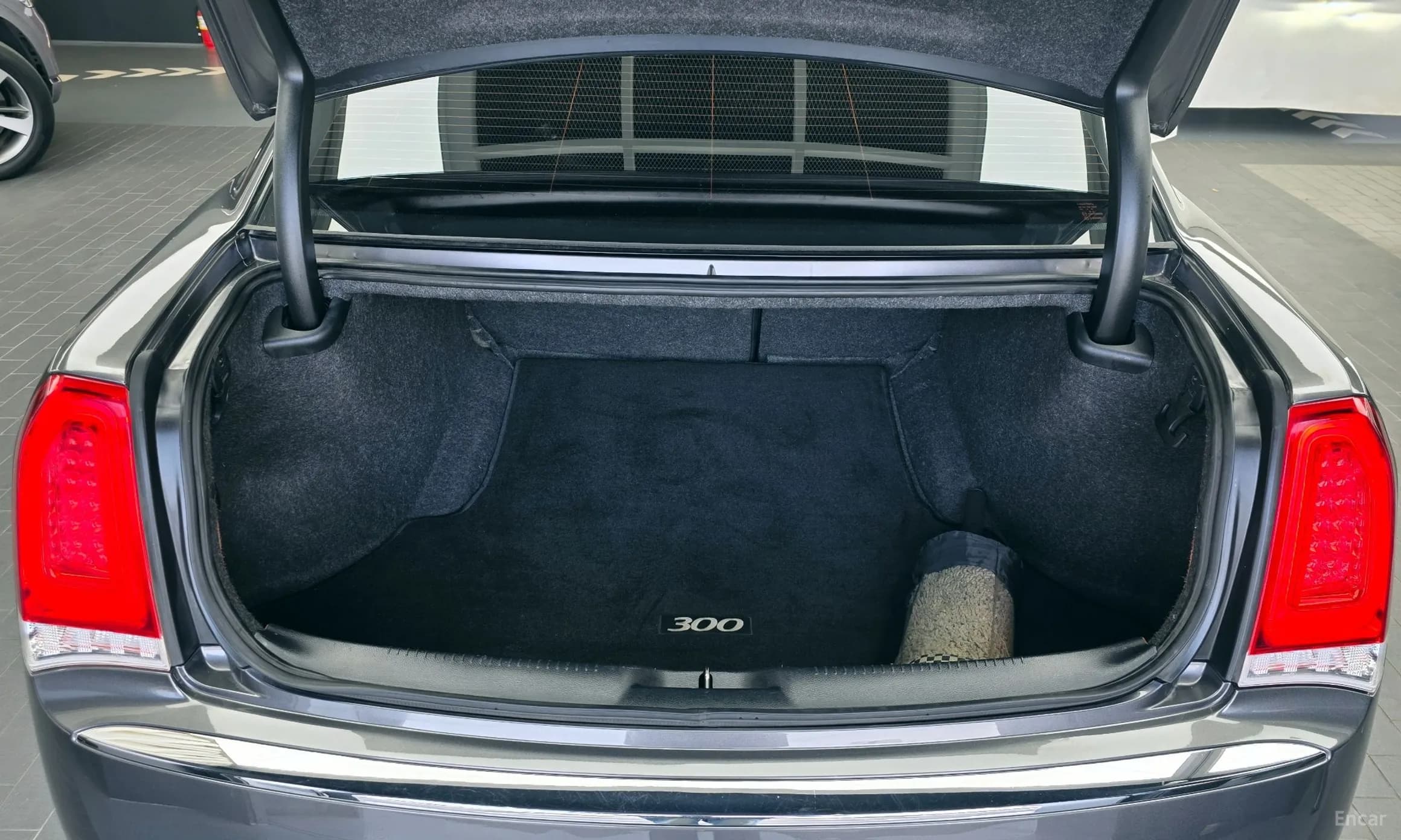 The New 300C