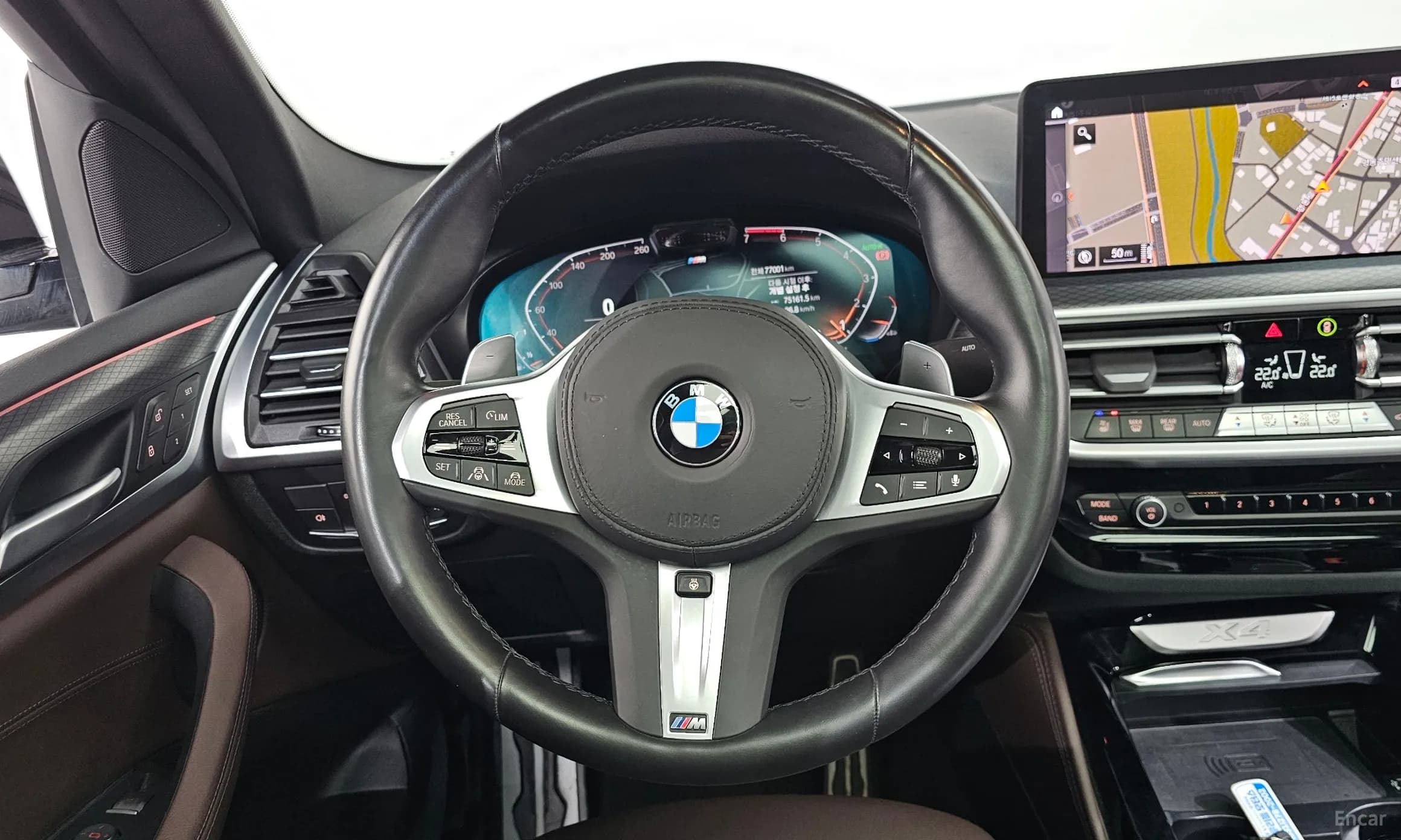 X4 (G02)