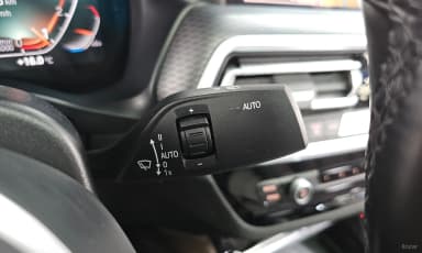 X4 (G02)