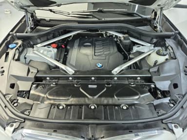 X5 (G05)