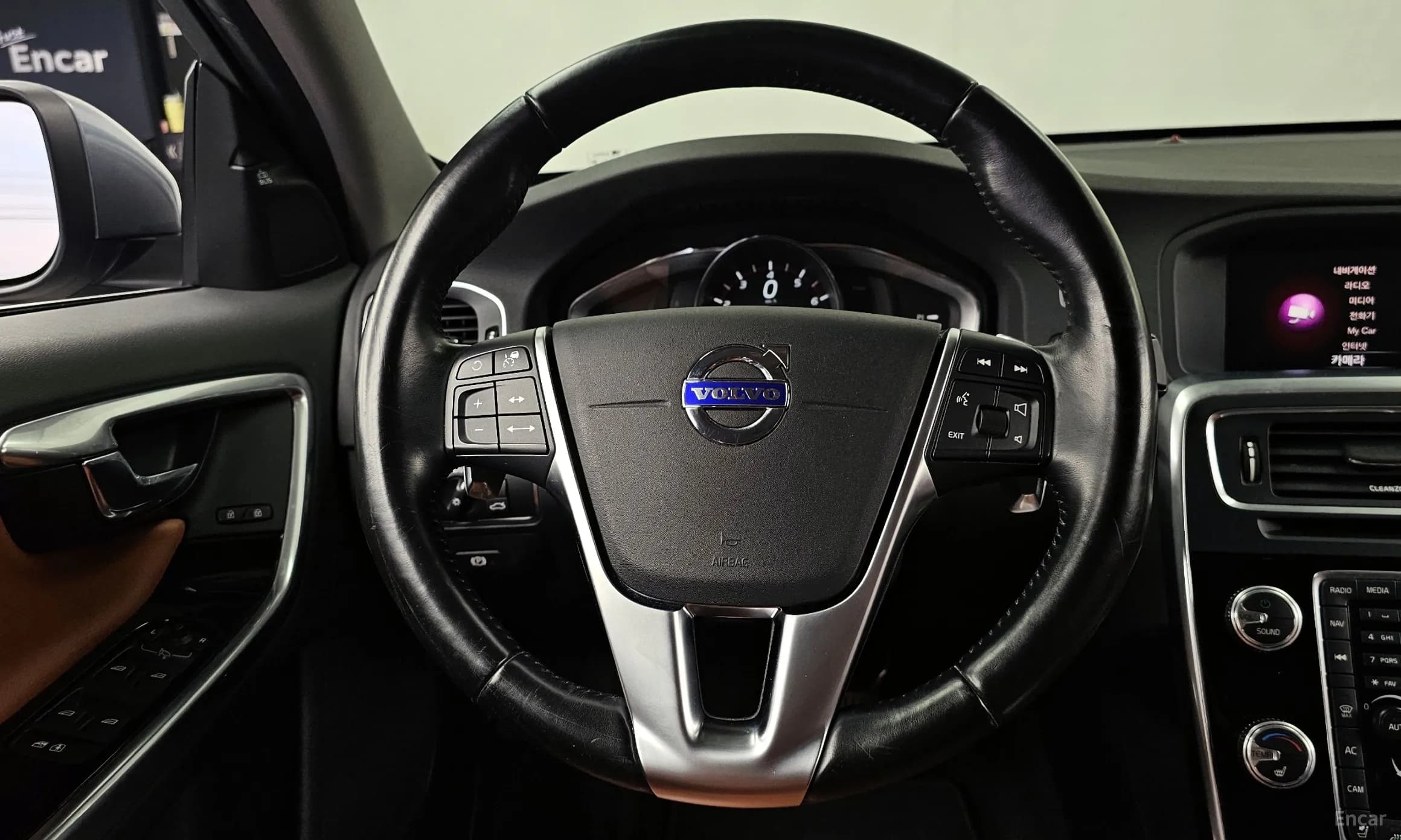 S60